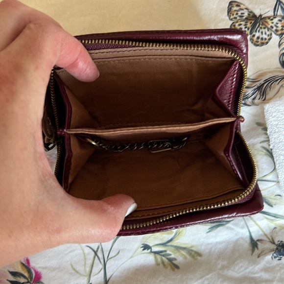 Hobo Eliza Small Zip Around - Picture 3 of 3